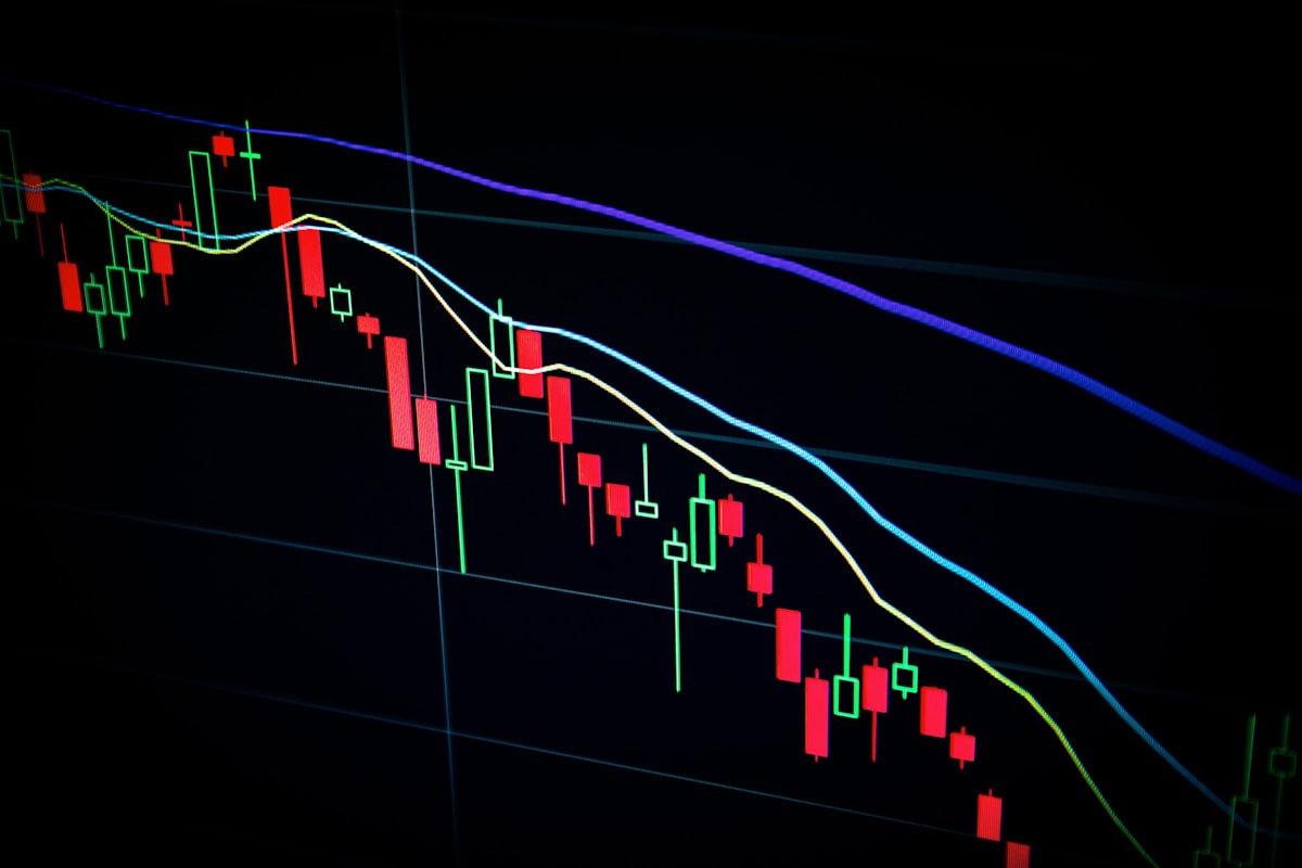 Modern financial editorial illustration of Bitcoin balancing between support and resistance