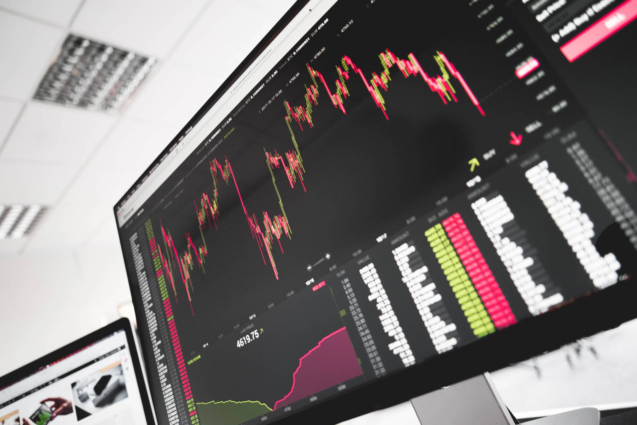 $16.7B of Bitcoin Bought While ETFs Bleed $4B. Who's Early?