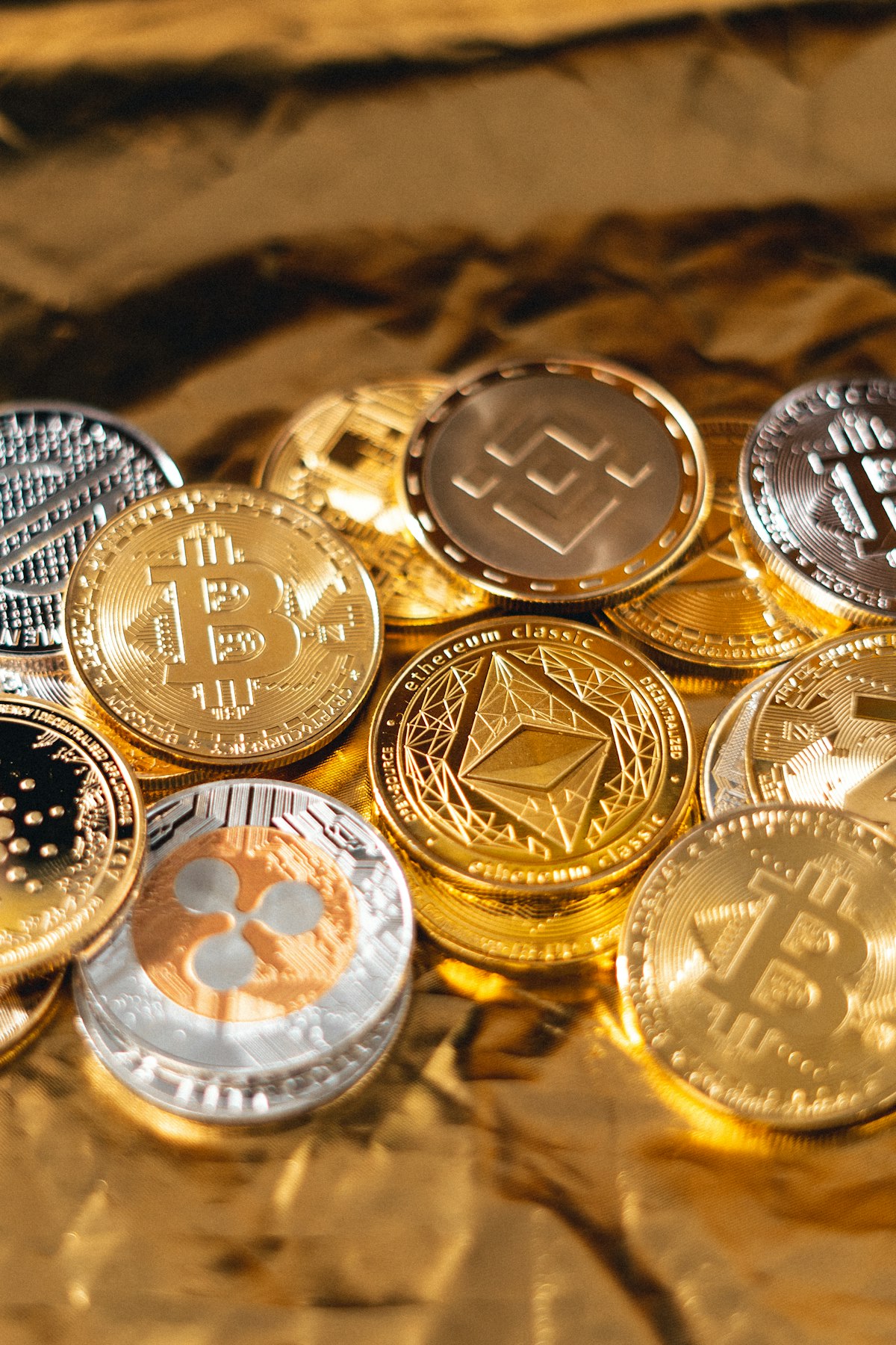 Bitcoin Drops to $68K Despite $110B Wipeout — But Whales Just Made Their Largest Purchase in 13 Years